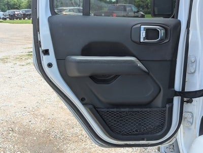 2021 Jeep Wrangler Unlimited Sahara Altitude 4x4