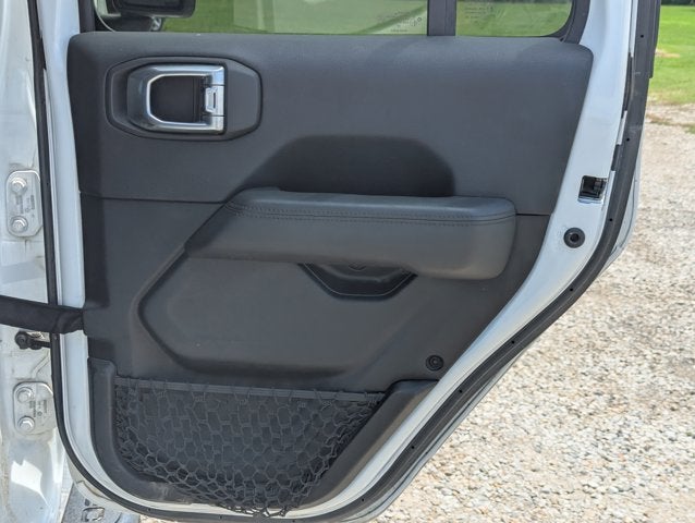 2021 Jeep Wrangler Unlimited Sahara Altitude 4x4