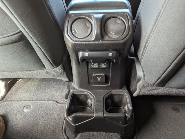 2021 Jeep Wrangler Unlimited Sahara 4x4