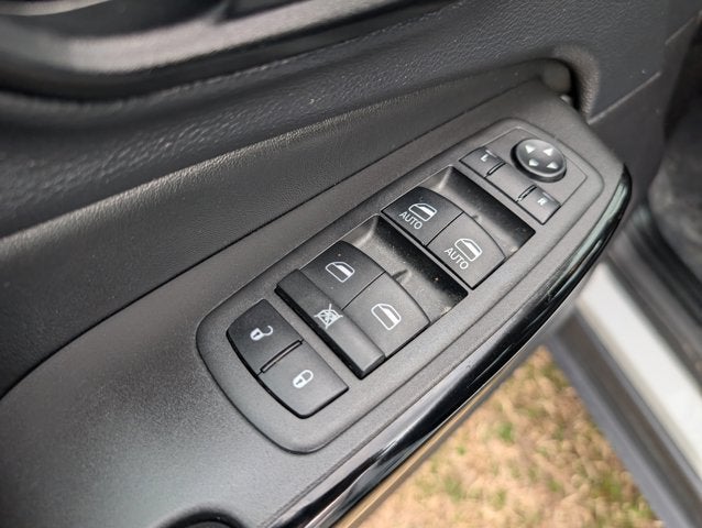 2023 Jeep Cherokee Altitude Lux 4x4