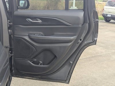 2023 Jeep Grand Cherokee Altitude 4x2