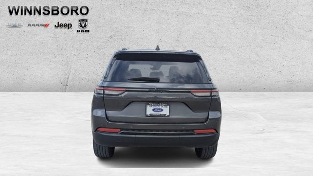 2023 Jeep Grand Cherokee Altitude 4x2
