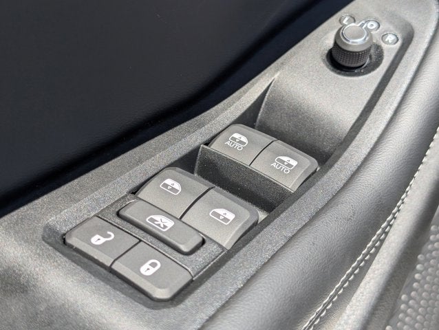 2026 Jeep Grand Cherokee GRAND CHEROKEE L LAREDO ALTITUDE 4X2