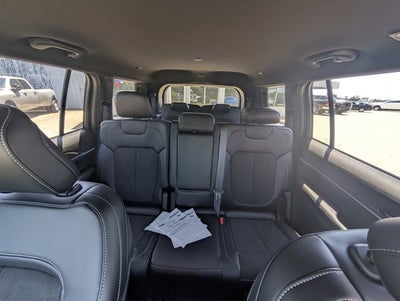 2026 Jeep Grand Cherokee GRAND CHEROKEE L LAREDO ALTITUDE 4X2