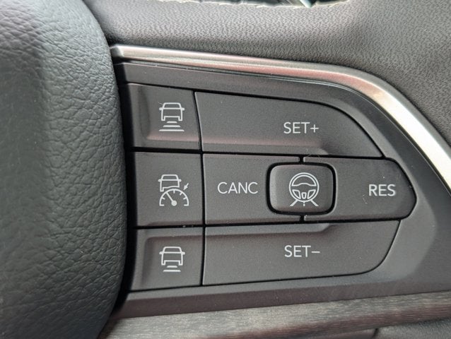 2026 Jeep Grand Cherokee GRAND CHEROKEE L LAREDO ALTITUDE 4X2