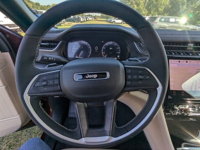 2025 Jeep Grand Cherokee GRAND CHEROKEE L LIMITED 4X2