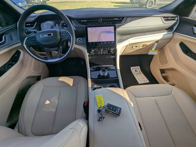 2025 Jeep Grand Cherokee GRAND CHEROKEE L LIMITED 4X2