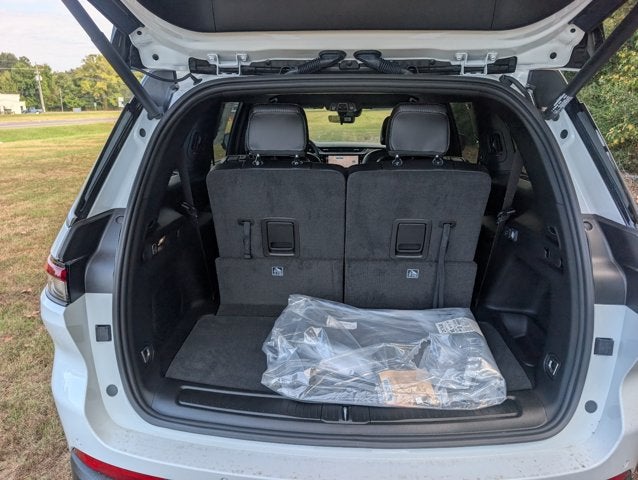 2027 Jeep Grand Cherokee GRAND CHEROKEE L LIMITED 4X2