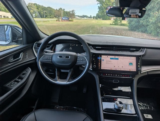 2027 Jeep Grand Cherokee GRAND CHEROKEE L LIMITED 4X2