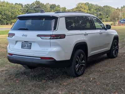 2027 Jeep Grand Cherokee GRAND CHEROKEE L LIMITED 4X2