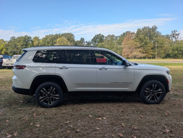 2027 Jeep Grand Cherokee GRAND CHEROKEE L LIMITED 4X2