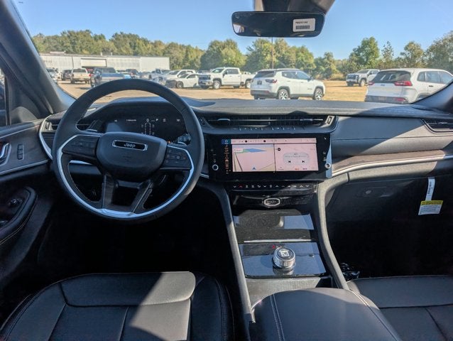 2027 Jeep Grand Cherokee GRAND CHEROKEE L LIMITED 4X2