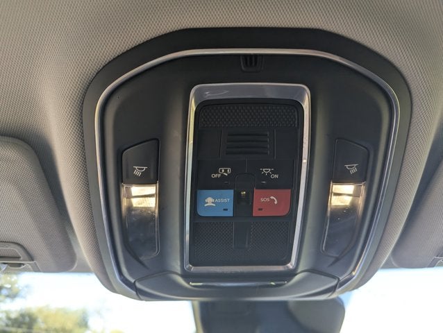 2023 Jeep Grand Cherokee L Laredo 4x4