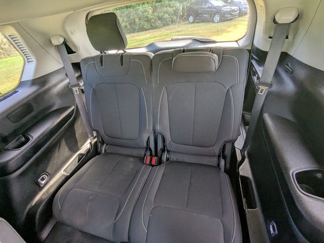 2023 Jeep Grand Cherokee L Laredo 4x4