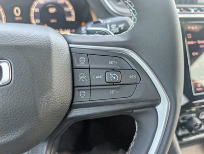 2026 Jeep Grand Cherokee GRAND CHEROKEE L LAREDO X 4X4
