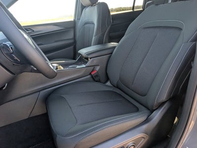 2027 Jeep Grand Cherokee GRAND CHEROKEE L LAREDO 4X4