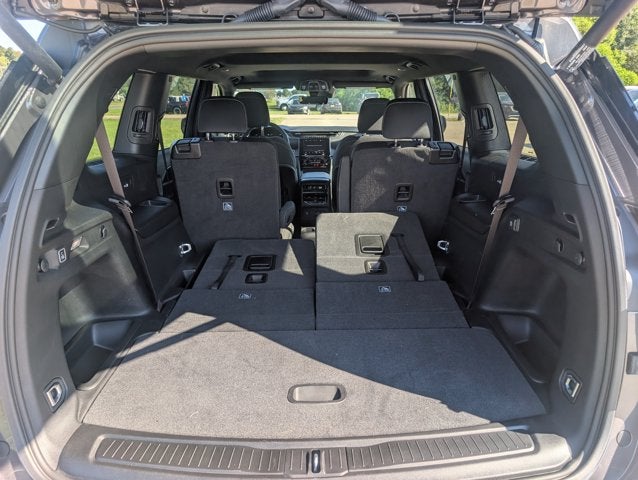 2026 Jeep Grand Cherokee GRAND CHEROKEE L LAREDO X 4X4