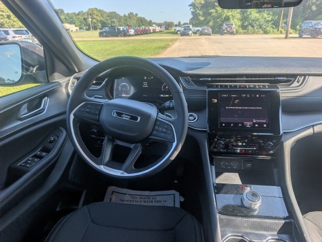 2026 Jeep Grand Cherokee GRAND CHEROKEE L LAREDO X 4X4