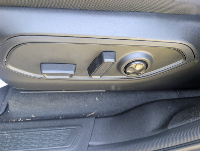 2026 Jeep Grand Cherokee GRAND CHEROKEE L LAREDO X 4X4