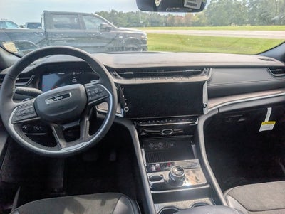2026 Jeep Grand Cherokee GRAND CHEROKEE L LAREDO ALTITUDE 4X4
