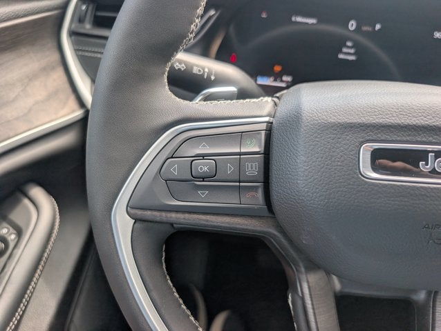 2026 Jeep Grand Cherokee GRAND CHEROKEE L LAREDO ALTITUDE 4X4