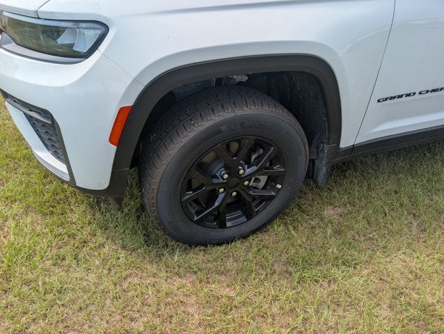 2026 Jeep Grand Cherokee GRAND CHEROKEE L LAREDO ALTITUDE 4X4