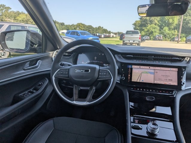 2026 Jeep Grand Cherokee GRAND CHEROKEE L LAREDO ALTITUDE 4X4