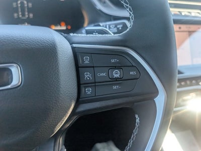2026 Jeep Grand Cherokee GRAND CHEROKEE L LAREDO ALTITUDE 4X4