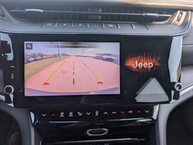 2026 Jeep Grand Cherokee Altitude 4x4