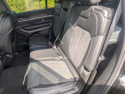 2026 Jeep Grand Cherokee GRAND CHEROKEE L LAREDO ALTITUDE 4X4