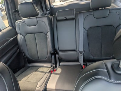 2026 Jeep Grand Cherokee GRAND CHEROKEE L LAREDO ALTITUDE 4X4