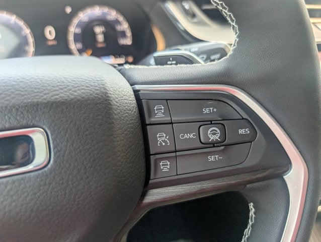2026 Jeep Grand Cherokee GRAND CHEROKEE L LAREDO ALTITUDE 4X4