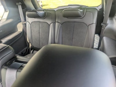 2026 Jeep Grand Cherokee GRAND CHEROKEE L LAREDO ALTITUDE 4X4