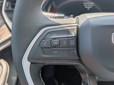 2026 Jeep Grand Cherokee GRAND CHEROKEE L LAREDO ALTITUDE 4X4