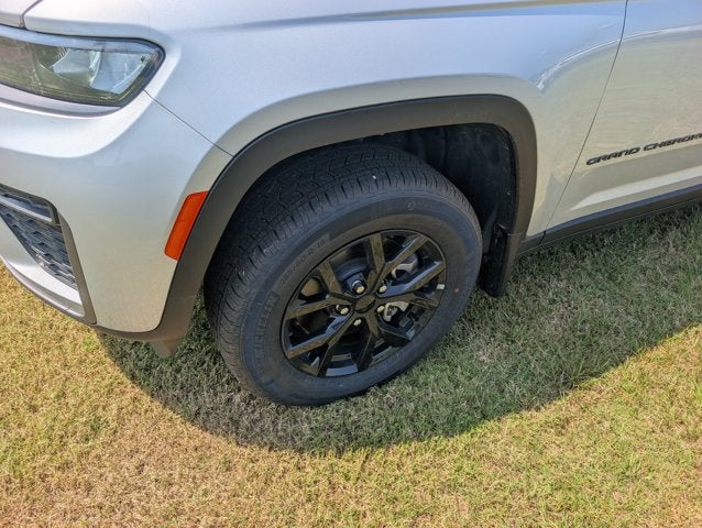 2026 Jeep Grand Cherokee GRAND CHEROKEE L LAREDO ALTITUDE 4X4