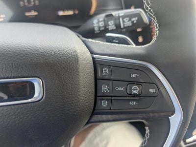 2026 Jeep Grand Cherokee GRAND CHEROKEE L LAREDO ALTITUDE 4X4