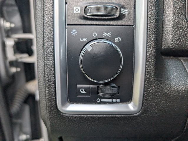 2024 RAM 1500 Classic Warlock Crew Cab 4x2 5'7' Box