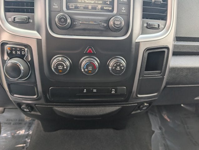 2024 RAM 1500 Classic Warlock Crew Cab 4x2 5'7' Box