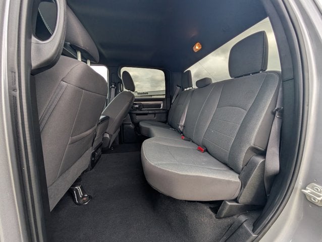 2024 RAM 1500 Classic Warlock Crew Cab 4x2 5'7' Box