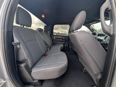 2024 RAM 1500 Classic Warlock Crew Cab 4x2 5'7' Box