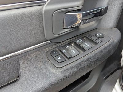 2023 RAM 1500 Classic SLT Crew Cab 4x2 5'7' Box