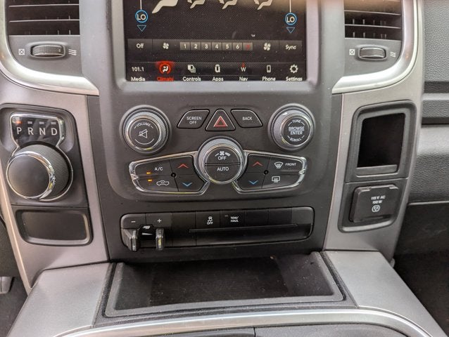 2023 RAM 1500 Classic SLT Crew Cab 4x2 5'7' Box