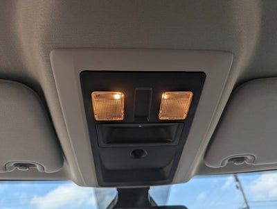 2023 RAM 1500 Classic SLT Crew Cab 4x2 5'7' Box