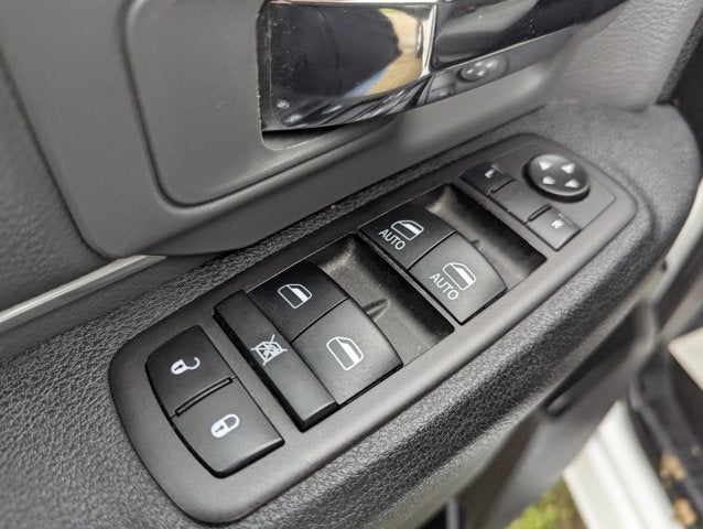 2024 RAM 1500 Classic SLT Quad Cab 4x4 6'4' Box