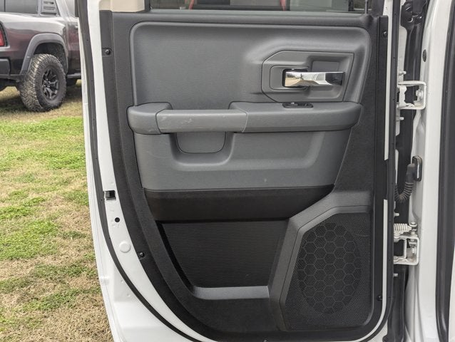 2024 RAM 1500 Classic SLT Quad Cab 4x4 6'4' Box