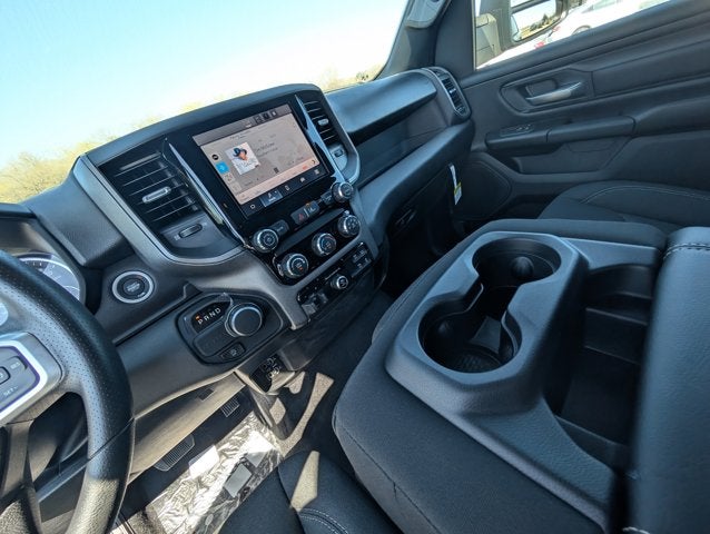 2025 RAM Ram 1500 RAM 1500 TRADESMAN CREW CAB 4X2 5'7' BOX