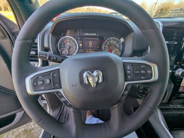 2025 RAM Ram 1500 RAM 1500 BIG HORN QUAD CAB 4X4 6'4' BOX