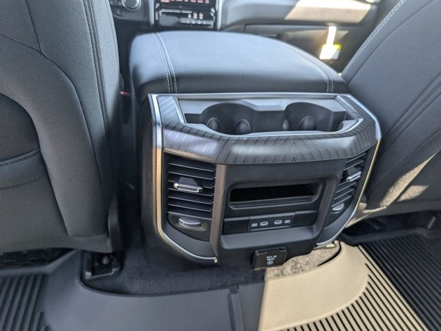 2026 RAM 1500 Big Horn Crew Cab 4x4 5'7' Box