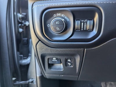 2024 RAM 1500 Limited Crew Cab 4x4 5'7' Box