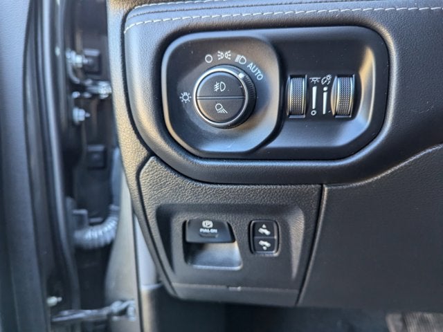 2024 RAM 1500 Limited Crew Cab 4x4 5'7' Box